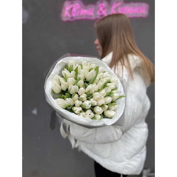 51 білий тюльпан